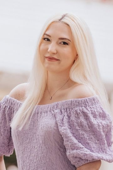 Alexandria Bellefleur__Author Photo__PLAYING FOR KEEPS__Jan 2026