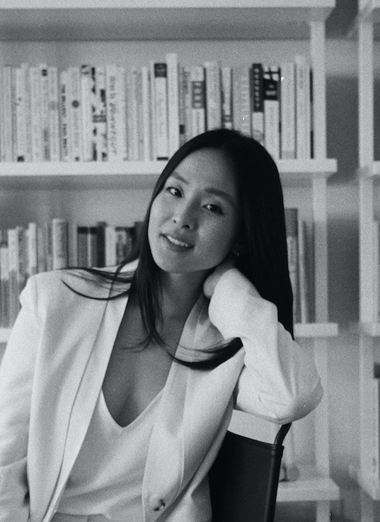 Headshot Theresa Lin - Theresa Lin Large