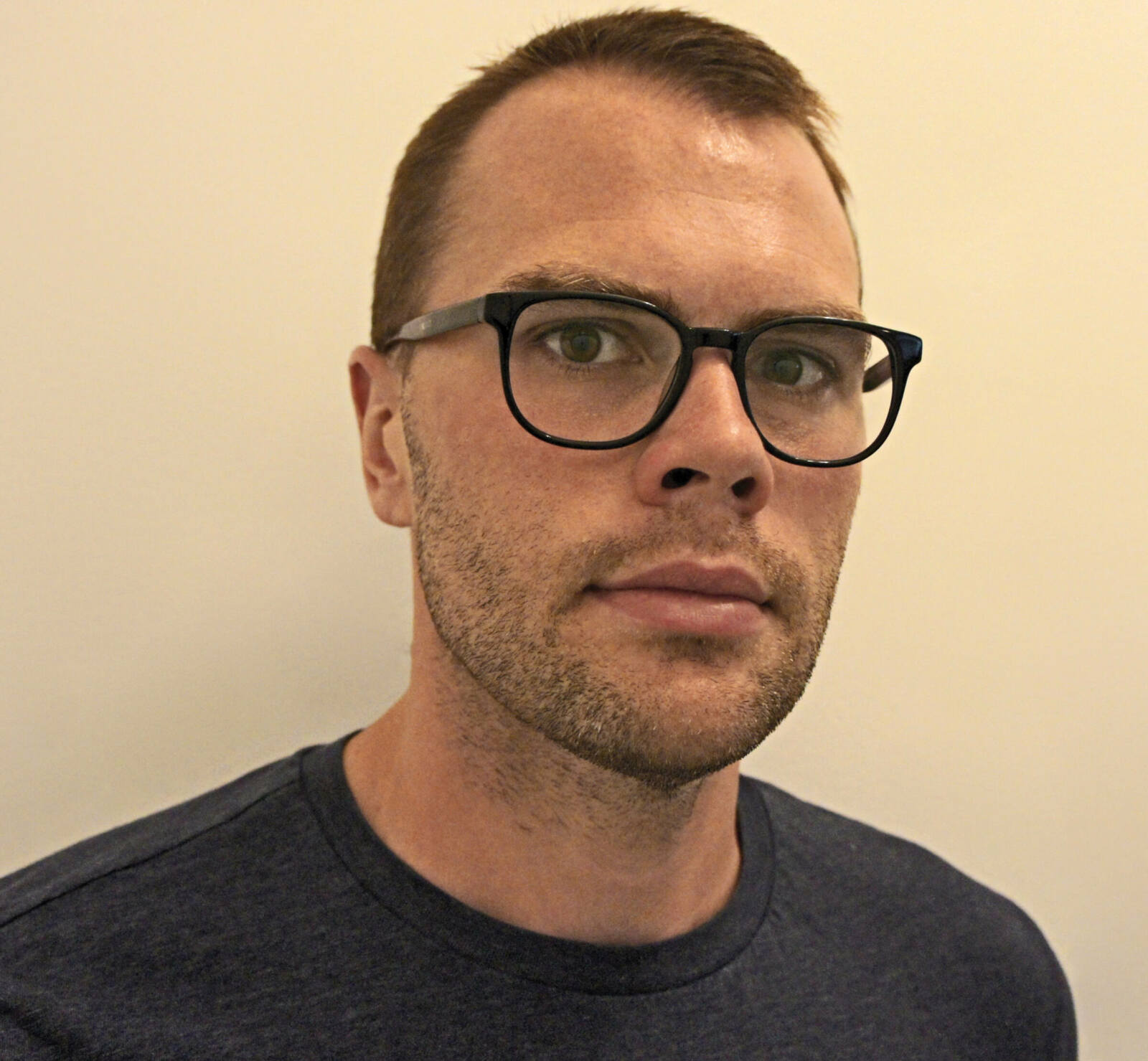 sam hunter headshot