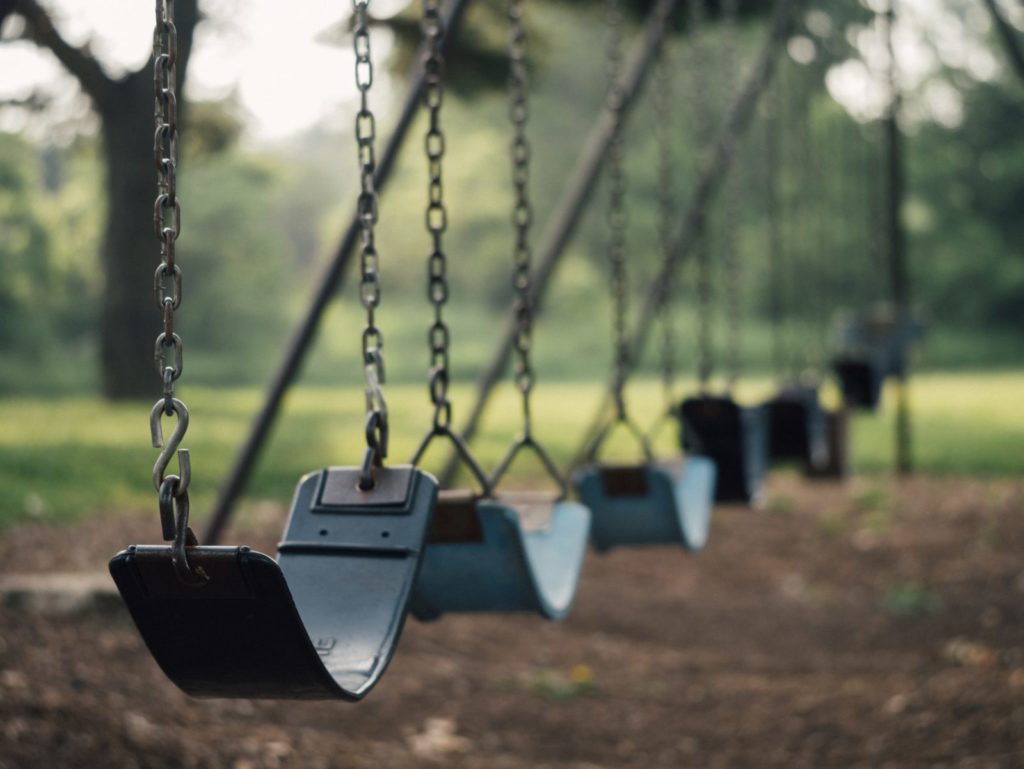 aaron-burden-ob6O_xd67O0-unsplash-1600x1201