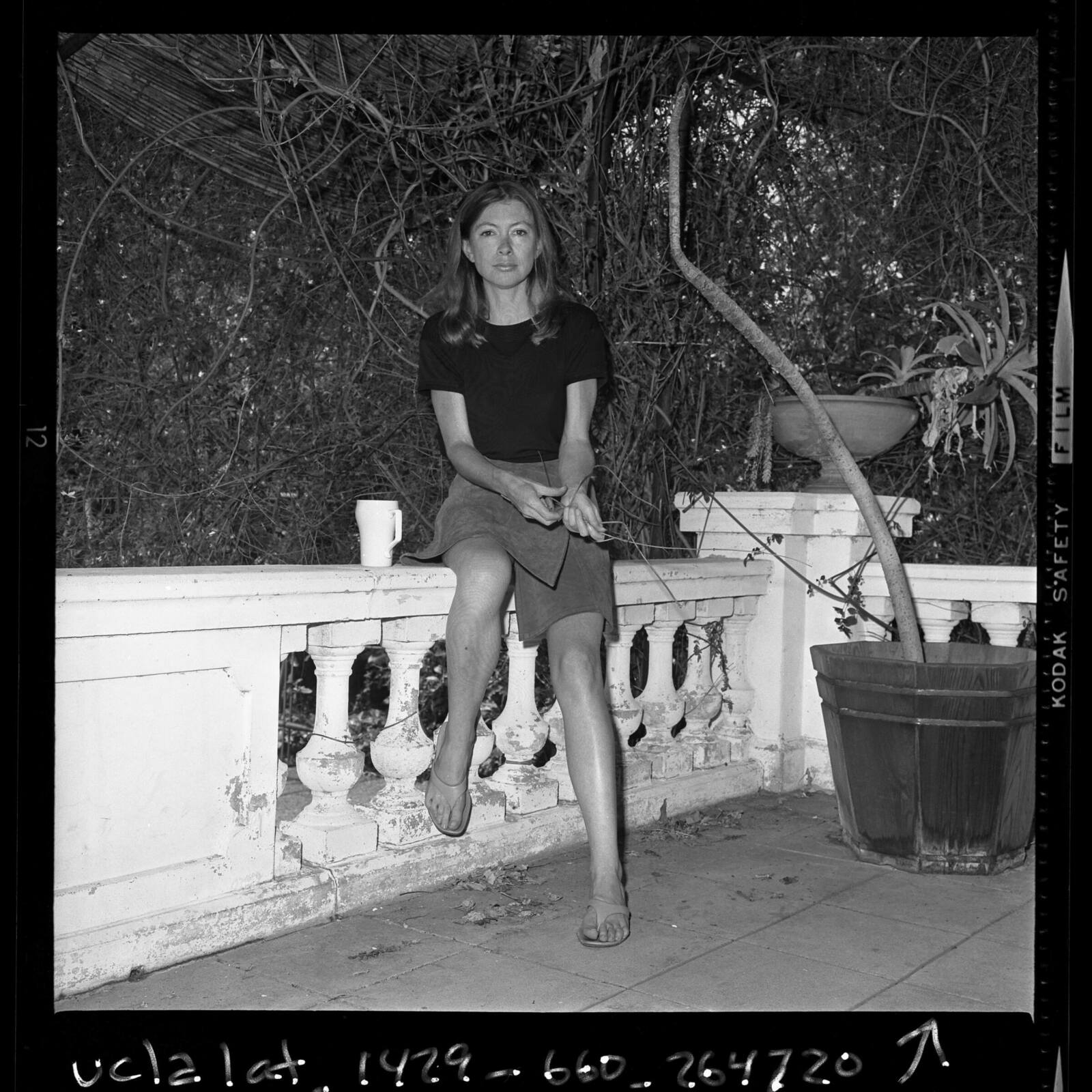 Writer Joan Didion, full length portrait, 1970. Credit: Kathleen Ballard, Los Angeles Times