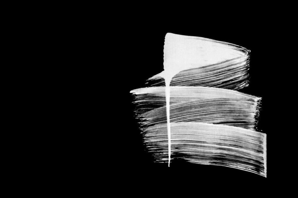 luca-nicoletti-fkA-hGDs-Y8-unsplash Large