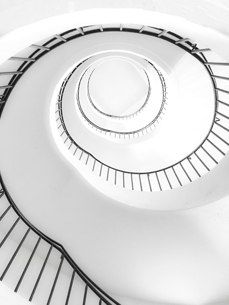 robin-schreiner-sN3ZCrA7adY-unsplash